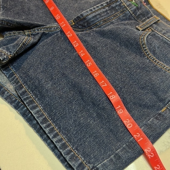 Tommy Hilfiger Vintage 1999  Kelly Denim Short. Authentic Wash. size 11 - Picture 9 of 10